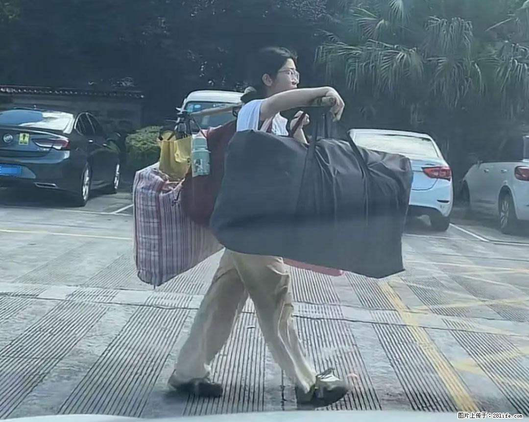 全网追的“扁担女孩”，找了一份暑假工，时薪12元 - 商洛生活资讯 - 商洛28生活网 sl.28life.net